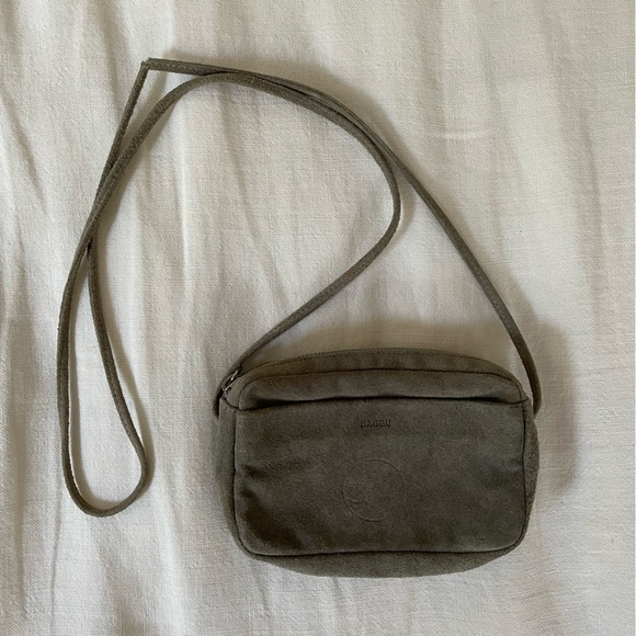 BAGGU Suede Crossbody Purse - Picture 1 of 5
